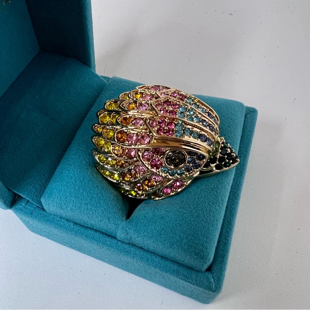 Kurt Geiger Eagle Head Gold Multicolor Rhinestone Crystal Ring Sz 7 NEW
